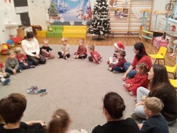 2025-12-02 Piernikowo i lukrowo u Biedronek